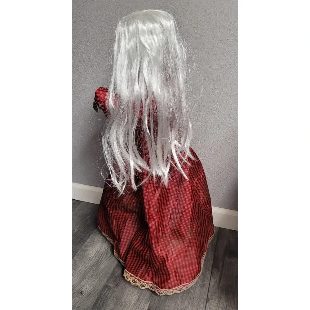 Spirit Halloween Roaming Antique Doll Animatronic Halloween Prop (2016)